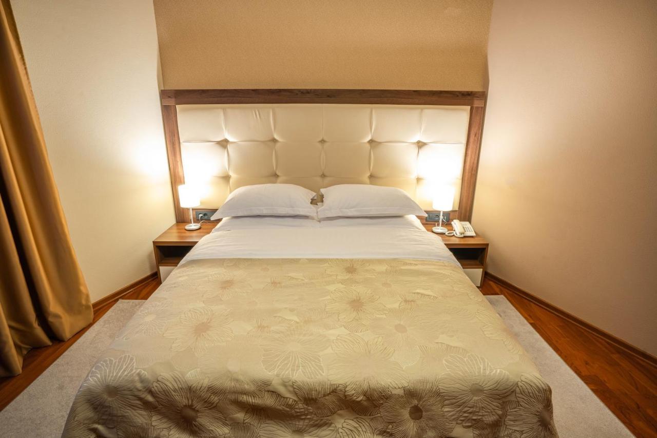 Hotel Degenija Selište Drežničko Zewnętrze zdjęcie