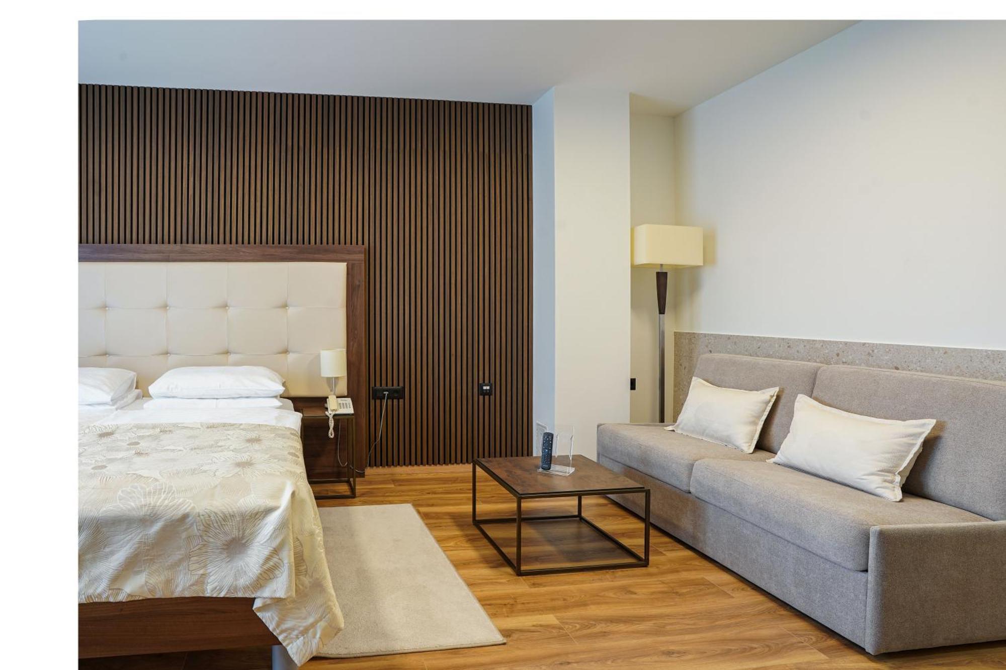 Hotel Degenija Selište Drežničko Zewnętrze zdjęcie