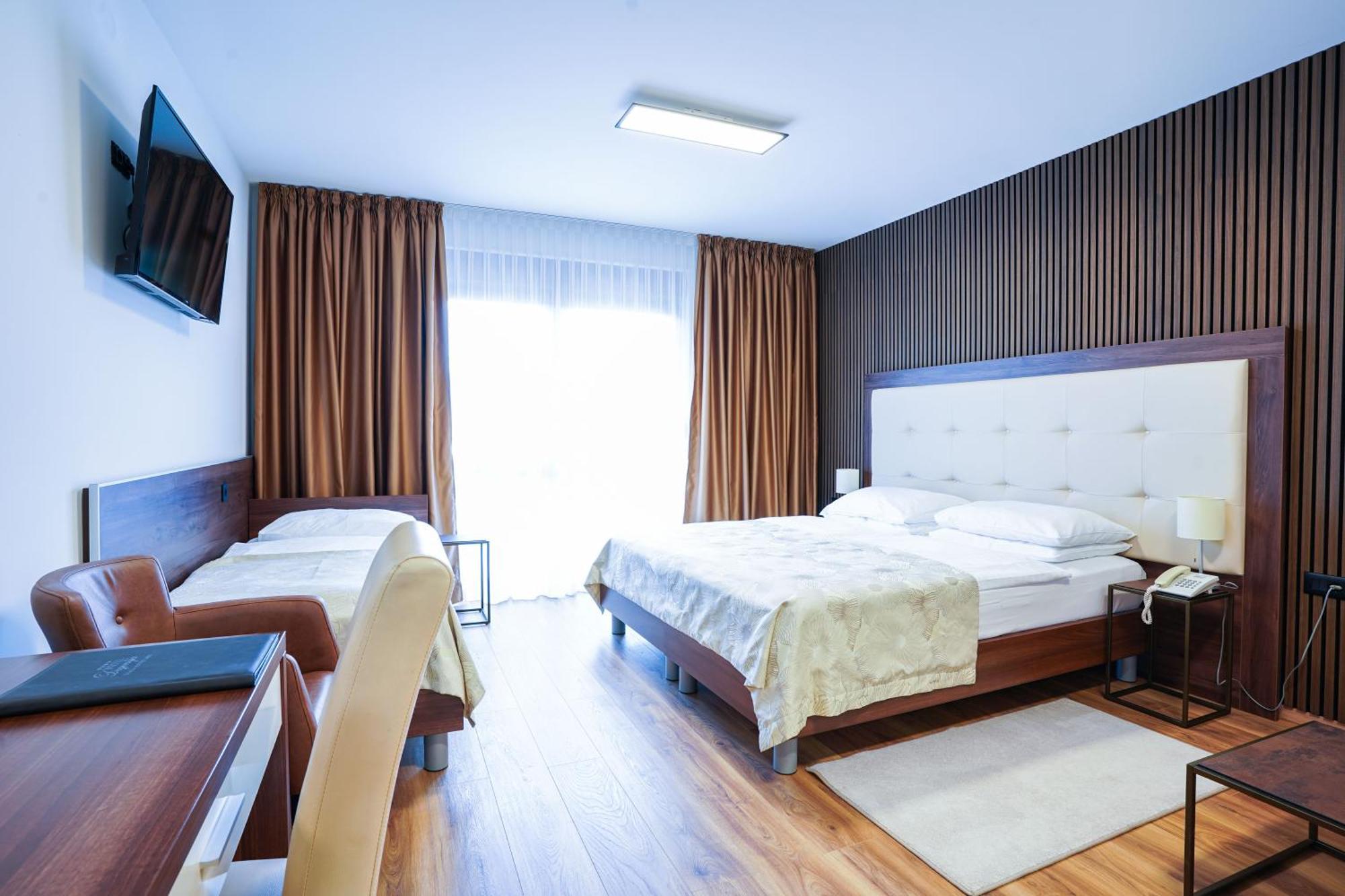 Hotel Degenija Selište Drežničko Zewnętrze zdjęcie
