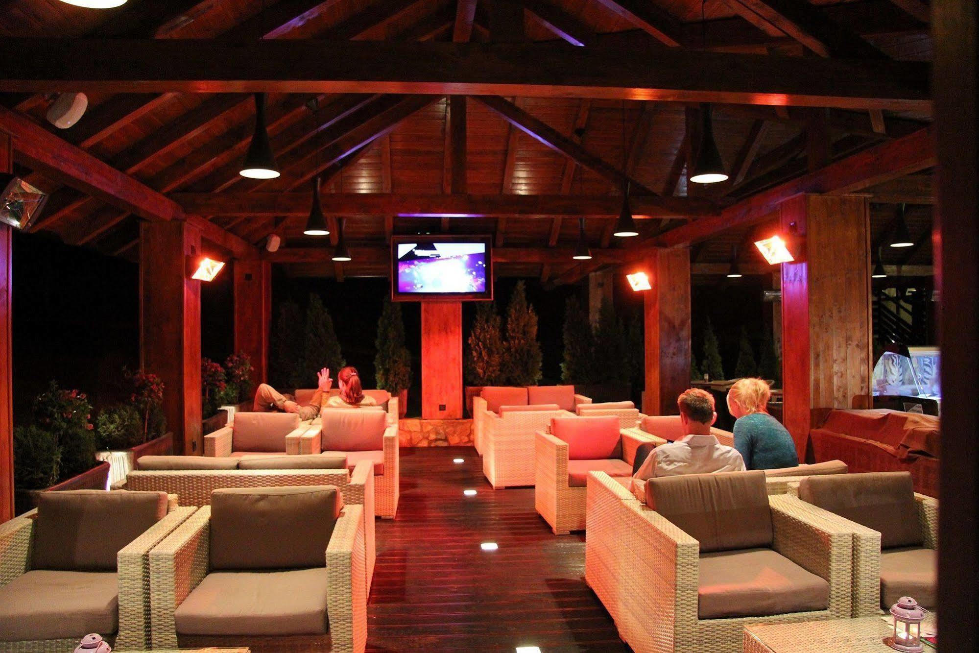 Hotel Degenija Selište Drežničko Zewnętrze zdjęcie