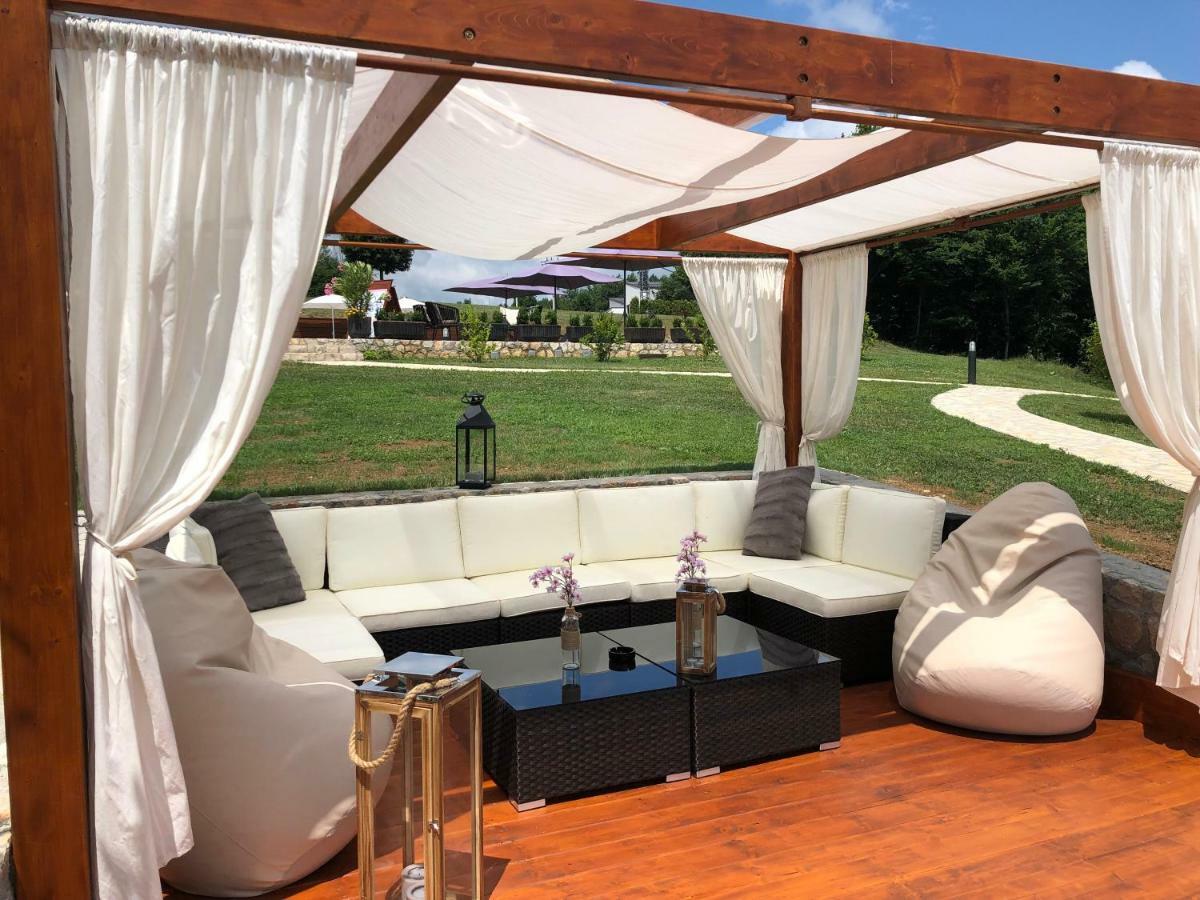 Hotel Degenija Selište Drežničko Zewnętrze zdjęcie